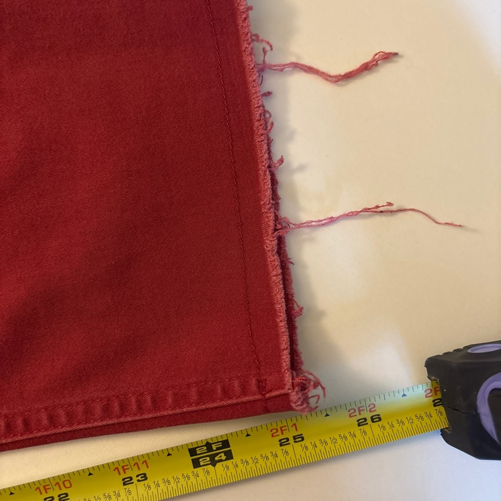 Tinsel Maroon Cropped Frayed Leg Openings Jeans - Size 30 - Picture 5 of 6